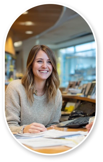 A graduate student in a university with a financial advisor